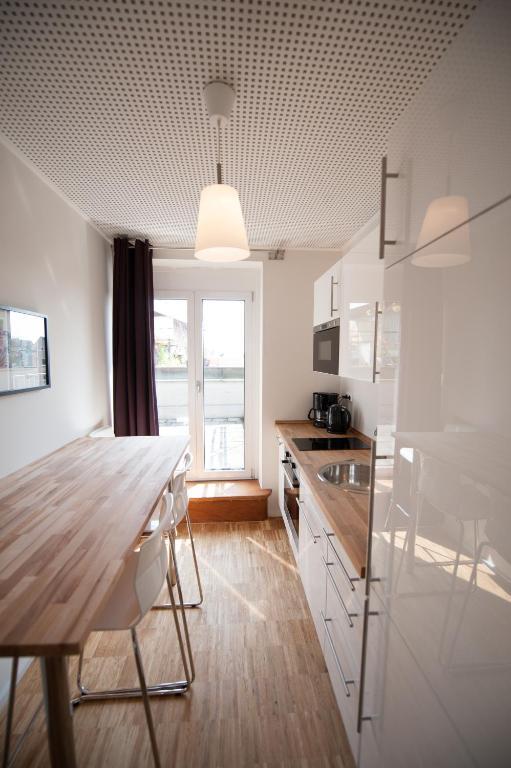 Nonstop Hotel Augsburg - Uebernacht - Hostelhotelhome - Quarto foto